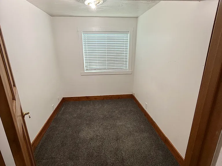 6933 S Decora Way — Photo 2