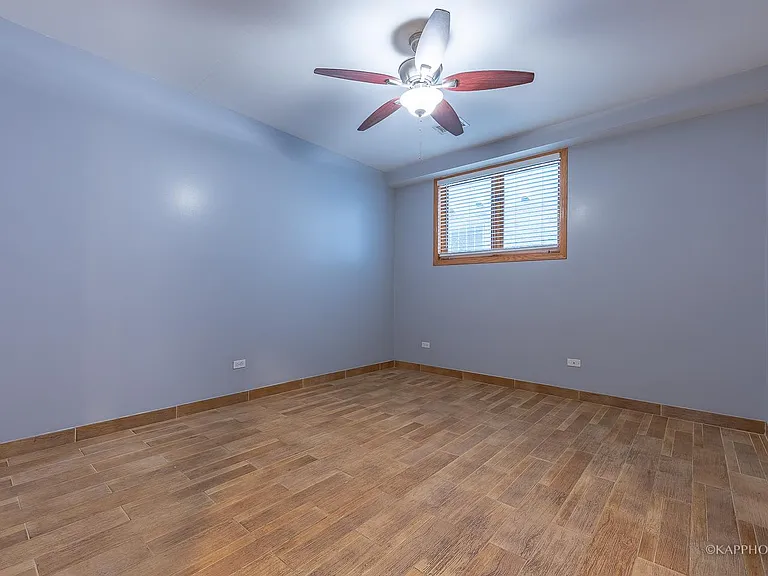 741 S Claremont Ave #G — Photo 17