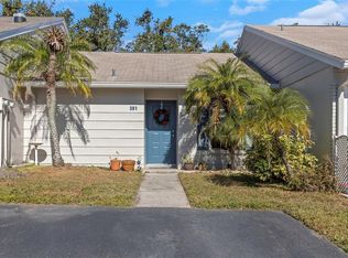 381 Estero Ct, Safety Harbor, FL 34695