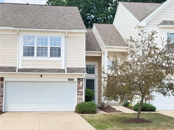29089 Pembrooke Blvd, Olmsted Township, OH 44138
