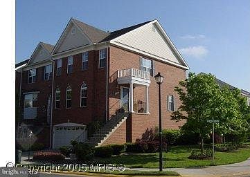 1st image of 21364 Sawyer Sq