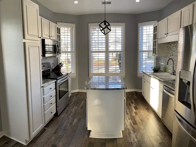 4725 Martinique Ct — Photo 4