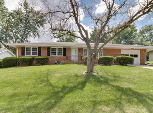 105 Ellis Ave, Normal, IL 61761