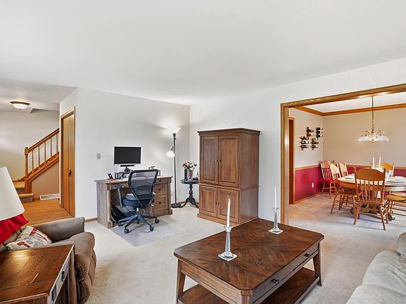 3rd image of 2910 Northbridge DRIVE