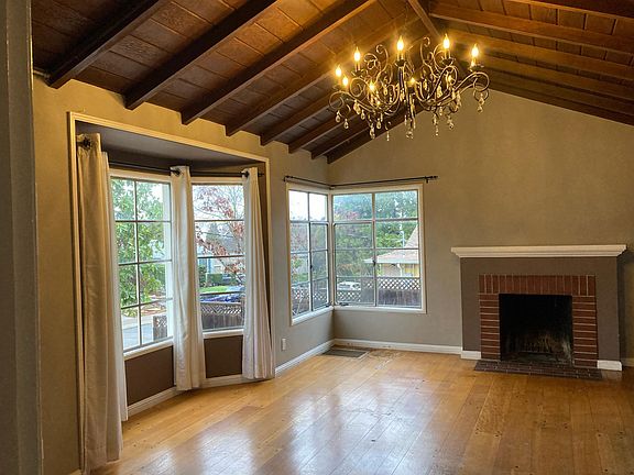 3rd image of 7538 Circle Hill Dr