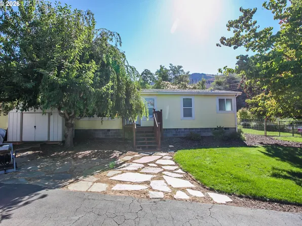 (undisclosed Address), Mount Hood Parkdale, OR 97041