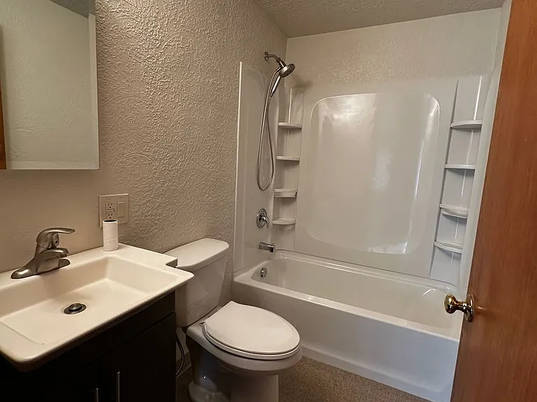 435 SE Atwood Ave — Photo 7