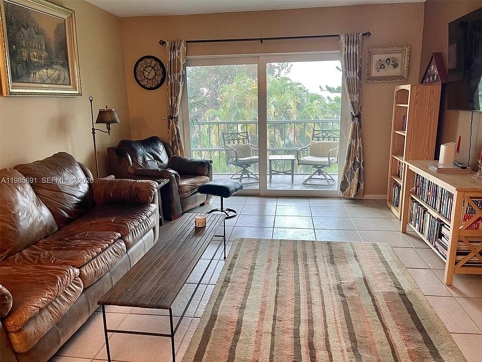 1st image of 1000 Hillcrest Ct APT 308