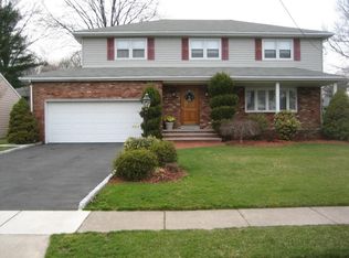62 Rabkin Dr, Clifton, NJ 07013