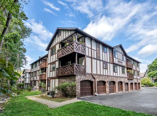 2605 Hemingway Ln #2605, Mahwah, NJ 07430