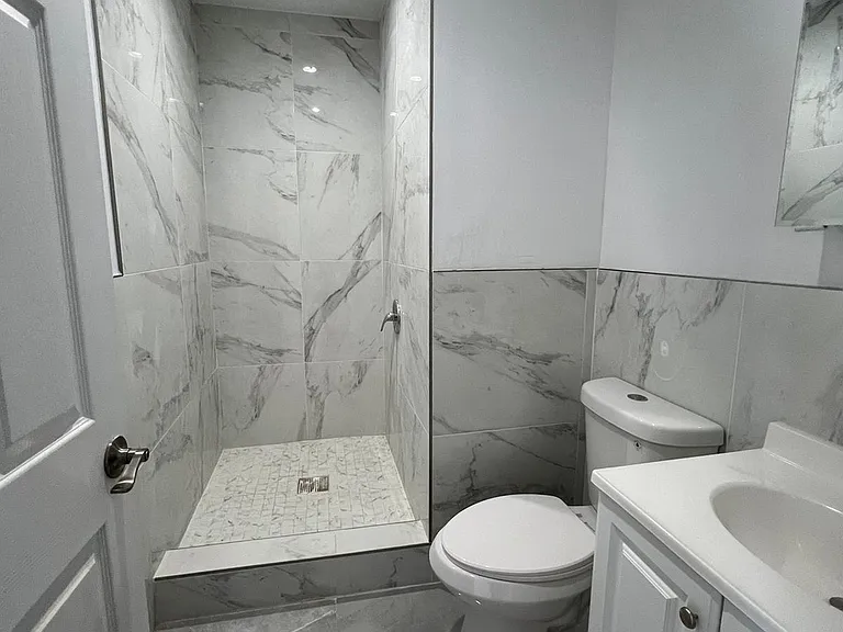 718 Rosedale Ave #3 — Photo 6