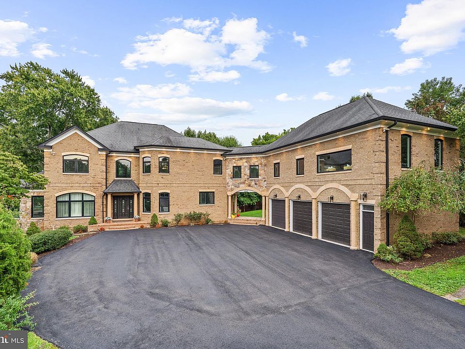 k*k様 House on the hill ロンパース& ボンネット　Chec 1645 Kirby Rd, Mc Lean, VA 22101 | Zillow