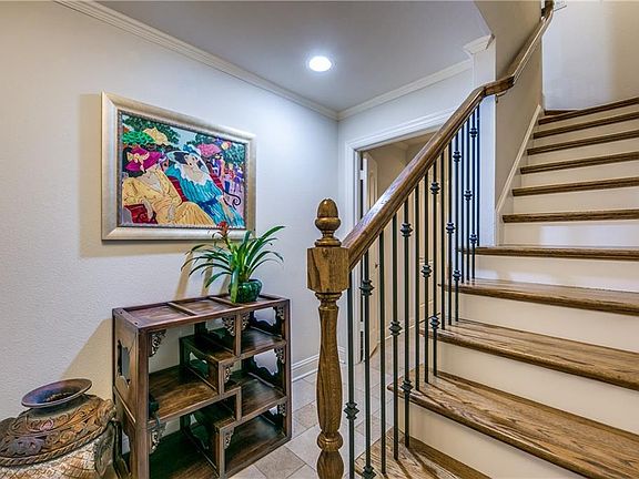 4th image of 3423 Lovers Ln Building 0