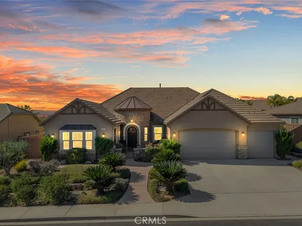 227 Tom McGuinness Jr Cir, Fallbrook, CA 92028