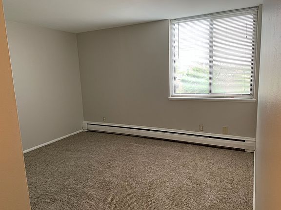 5th image of 3939 N Murray Ave APT 106