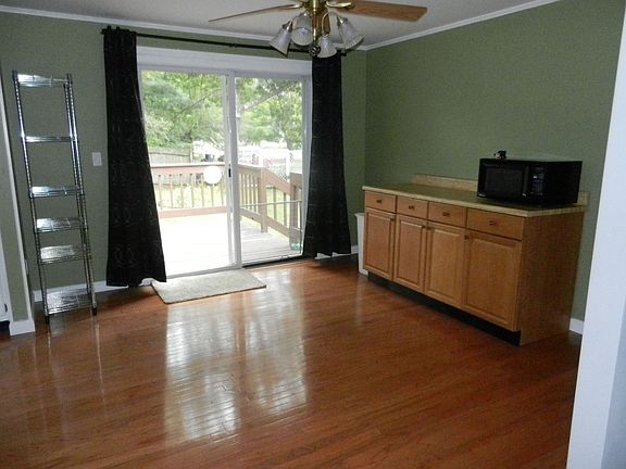 dining area open to deck