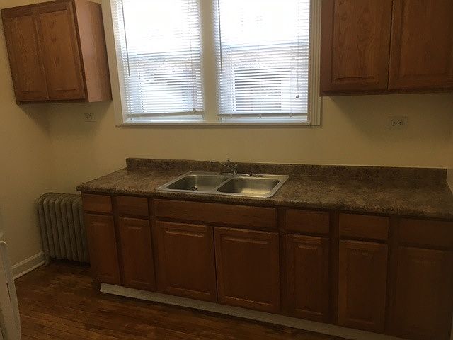 1st image of 4427 N Ashland Ave #1Z