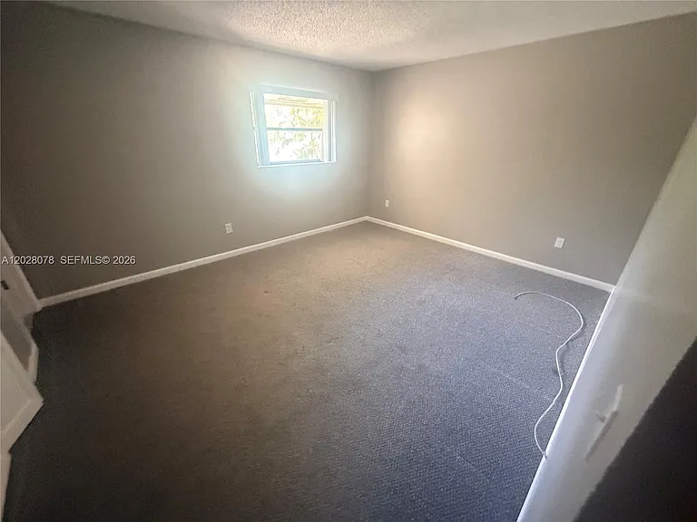 10787 Royal Palm Blvd #5 — Photo 32