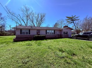 9 Roberts Dr, Fort Oglethorpe, GA 30742