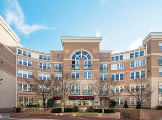 Market St @ Town Center, Reston, VA 20190