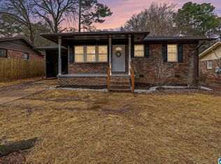 1220 26th Ave N, Hueytown, AL 35023