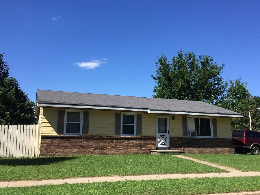 1st image of 3401 Waterford Ct NE