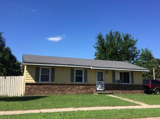 3401 Waterford Ct NE, Grand Rapids, MI