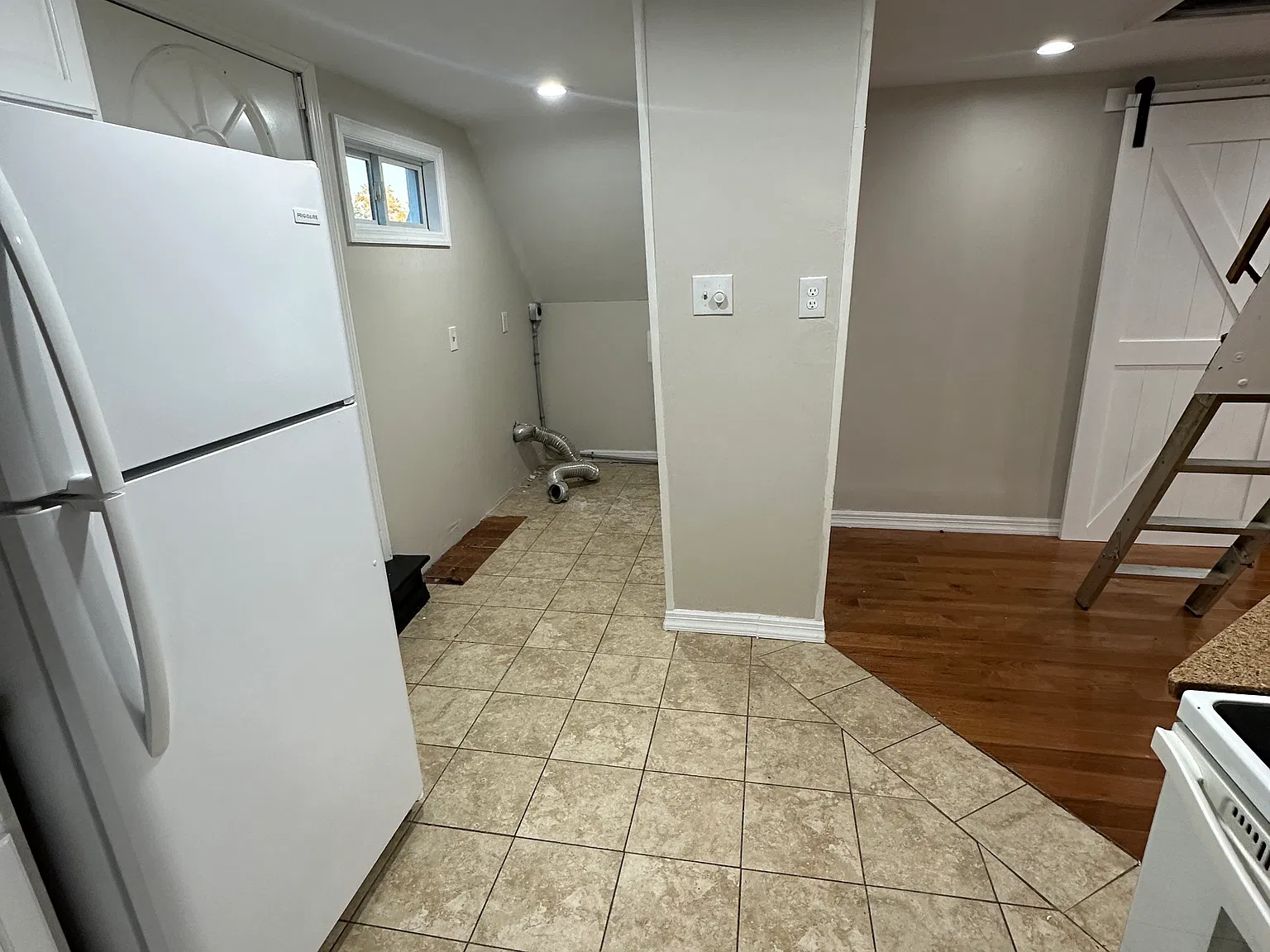 77 Gibbs St — Photo 3