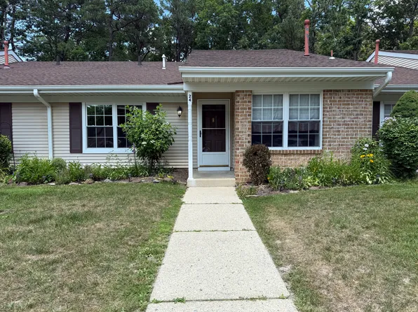 24 Club Pl #24, Galloway, NJ 08205