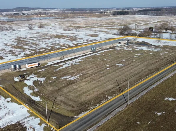 19575 County Line Rd, Milford, IN 46542