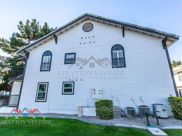 20 S Buena Vista Ave #208 — Photo 30