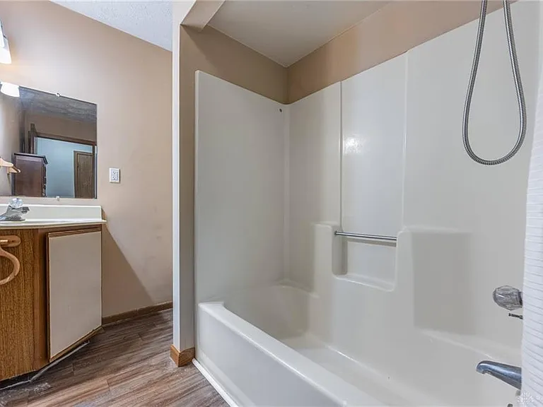 160 N 4th St #162 — Photo 15