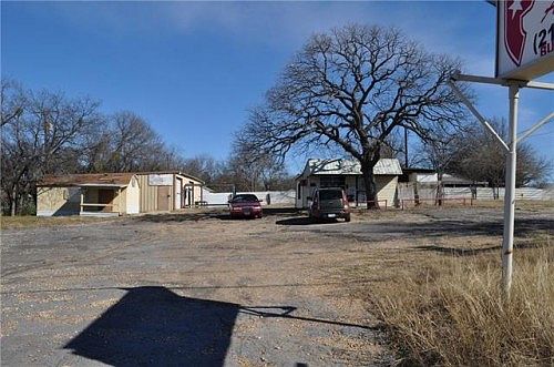 1st image of 2504 N Highway 175