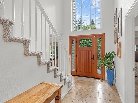3rd image of 6248 Bridgeview Dr
