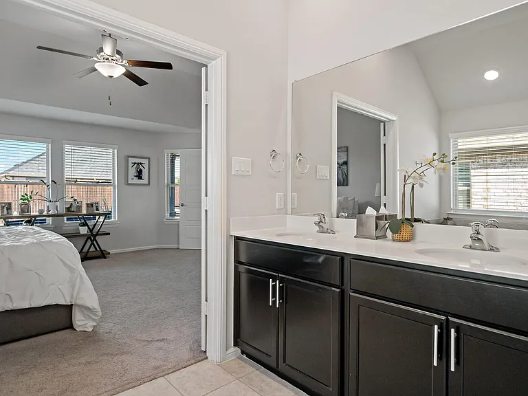 1517 Sweetwater Way — Photo 15