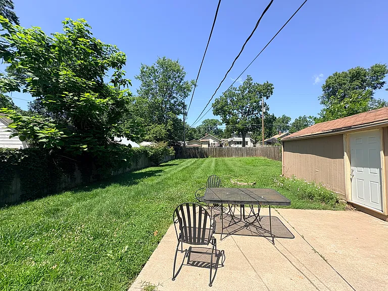 827 SW Hedgewood Ave — Photo 8