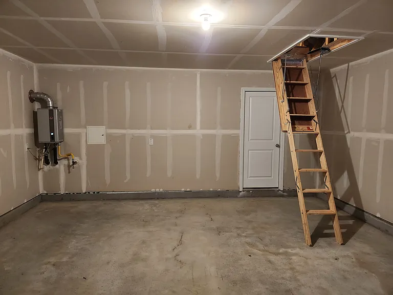3425 Flicker Ln — Photo 26