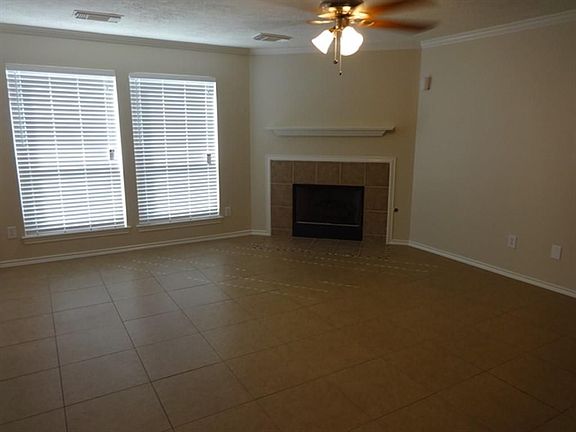 3rd image of 4118 Seminole Dr