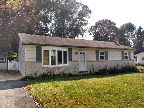 116 Echo Dr, Chambersburg, PA 17202