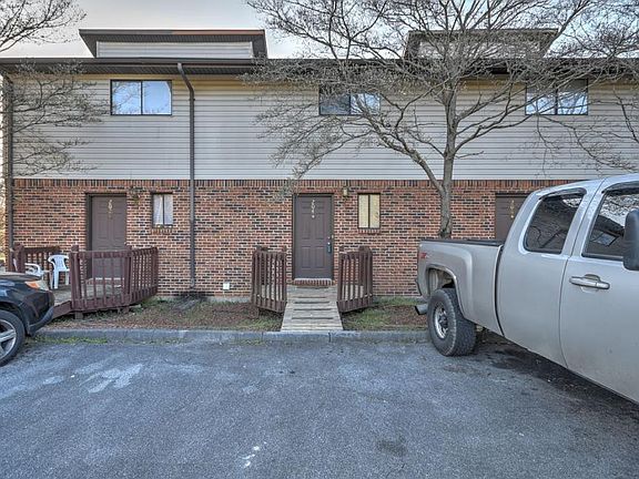 2nd image of 204 Autumn Creek Ln #204