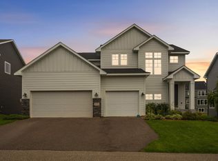 10732 39th St N, Lake Elmo, MN 55042