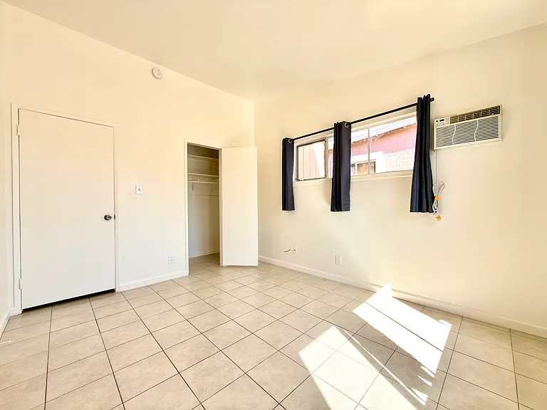 1151 W Avenue J14 — Photo 12