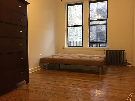 Rented by Downtown Mgt & Realty LLC | media 11