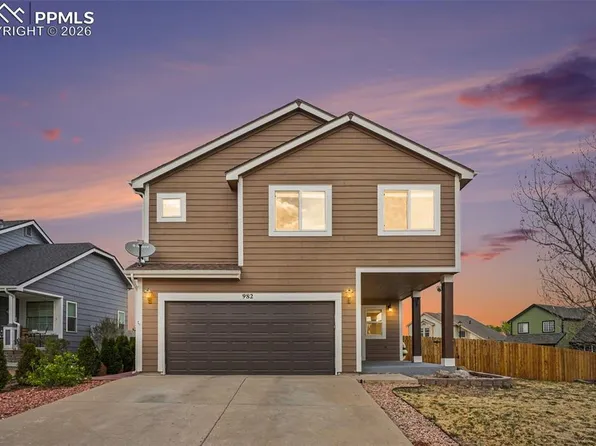 982 Legend Oak Dr, Fountain, CO 80817