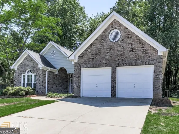 7121 Big Woods Dr, Woodstock, GA 30189