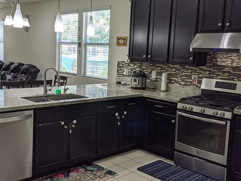 22084 N 98th Dr — Photo 9