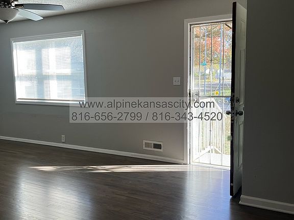5th image of 10800 Cambridge Ave