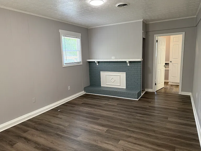 Family Room or 4th Bedroom