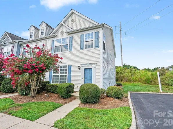 4759 Stoney Branch Dr, Charlotte, NC 28216