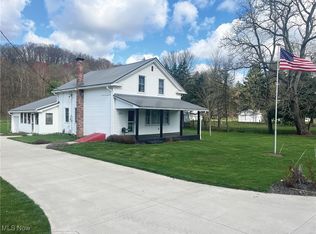 8201 Old Canal Ln NW, Malvern, OH 44644